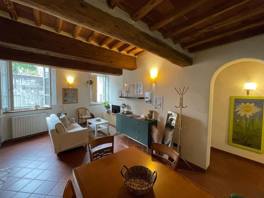 Casa Luisa - Mura Di Лукка Экстерьер фото